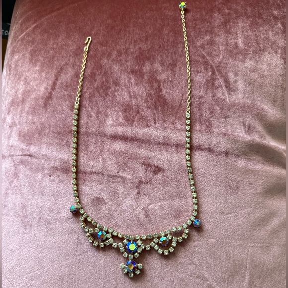 Jewels of Distinction for My Favorite Lady- Aurora Borealis set - Picture 2 of 5